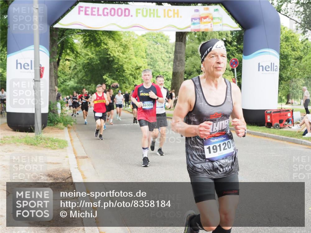 29.06.2025 - hella hamburg halbmarathon MichiJ http://msf.ph/oto/8358184 29.06.2025 10:42:19 Zwischen KM18-KM19 1125, 2474, 2612, 3037, 3794, 5672, 6443, 8863, 9562, 11309, 11568, 12858, 14845, 16008, 16009, 16327, 18741, 18759, 19047, 19120 meine-sportfotos.de
