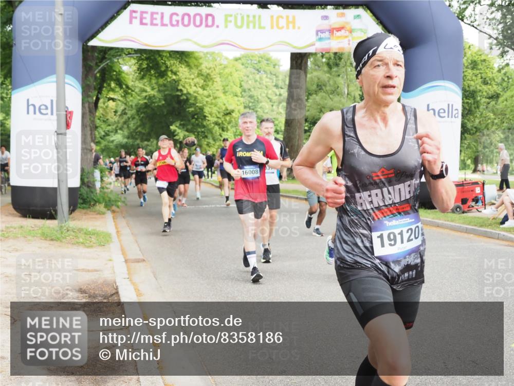 29.06.2025 - hella hamburg halbmarathon MichiJ http://msf.ph/oto/8358186 29.06.2025 10:42:20 Zwischen KM18-KM19 1125, 2474, 2612, 3037, 3794, 5672, 6443, 8863, 9562, 11309, 11568, 11638, 12858, 16008, 16009, 18741, 18759, 19047, 19120 meine-sportfotos.de