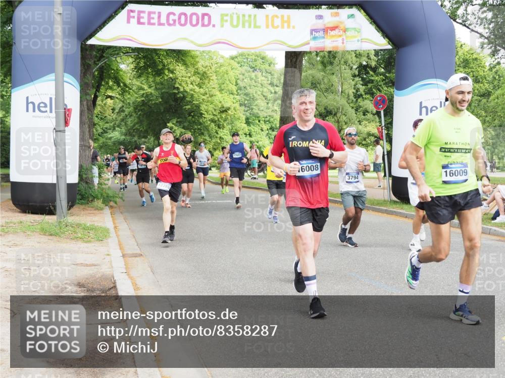 29.06.2025 - hella hamburg halbmarathon MichiJ http://msf.ph/oto/8358287 29.06.2025 10:42:20 Zwischen KM18-KM19 1125, 2474, 2612, 3037, 3794, 5672, 6443, 8863, 9562, 11309, 11568, 11638, 12858, 16008, 16009, 18741, 18759, 19047, 19120 meine-sportfotos.de