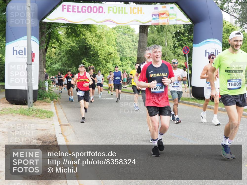 29.06.2025 - hella hamburg halbmarathon MichiJ http://msf.ph/oto/8358324 29.06.2025 10:42:20 Zwischen KM18-KM19 1125, 2474, 2612, 3037, 3794, 5672, 6443, 8863, 9562, 11309, 11568, 11638, 12858, 16008, 16009, 18741, 18759, 19047, 19120 meine-sportfotos.de