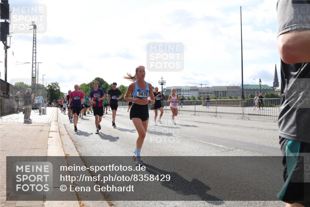 29.06.2025 - hella hamburg halbmarathon Lena Gebhardt http://msf.ph/oto/8358429 29.06.2025 10:01:29 Lombardsbrücke 15637, 3663, 5675, 8191, 1247, 1130, 1184, 1329, 1387, 1420, 1464, 1653, 1722, 1724, 1726, 1729, 1940, 2006, 2091, 2167, 2354, 2363, 2490, 2591, 2806, 2936, 2957, 3039, 3199, 3425, 3625, 3663, 4068, 4238, 4249, 4319, 4322, 4370, 4649, 4663, 5547, 5570, 5602, 5603, 5675, 6087, 6281, 0000, 6302, 6487, 6531, 6591, 6835, 6921, 6924, 7287, 7846, 8030, 8045, 8046, 8191, 8392, 8578, 8691, 8822, 8926, 9932, 10188, 10281, 10301, 10383, 10576, 10915, 11043, 11465 meine-sportfotos.de