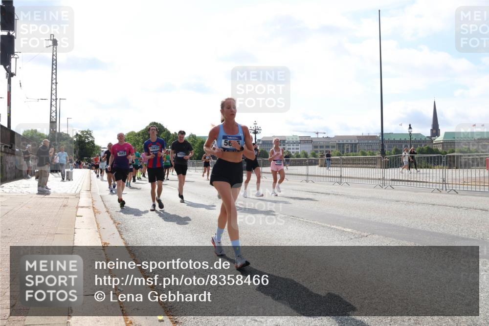 29.06.2025 - hella hamburg halbmarathon Lena Gebhardt http://msf.ph/oto/8358466 29.06.2025 10:01:29 Lombardsbrücke 3663, 15637, 15550, 56, 1130, 1184, 1329, 1387, 1420, 1464, 1653, 1722, 1724, 1726, 1729, 1940, 2006, 2091, 2167, 2354, 2363, 2490, 2591, 2806, 2936, 2957, 3039, 3199, 3425, 3625, 3663, 4068, 4238, 4249, 4319, 4322, 4370, 4649, 4663, 5547, 5570, 5602, 5603, 5675, 6087, 6281, 0000, 6302, 6487, 6531, 6591, 6835, 6921, 6924, 7287, 7846, 8030, 8045, 8046, 8191, 8392, 8578, 8691, 8822, 8926, 9932, 10188, 10281, 10301, 10383, 10576, 10915, 11043, 11465 meine-sportfotos.de