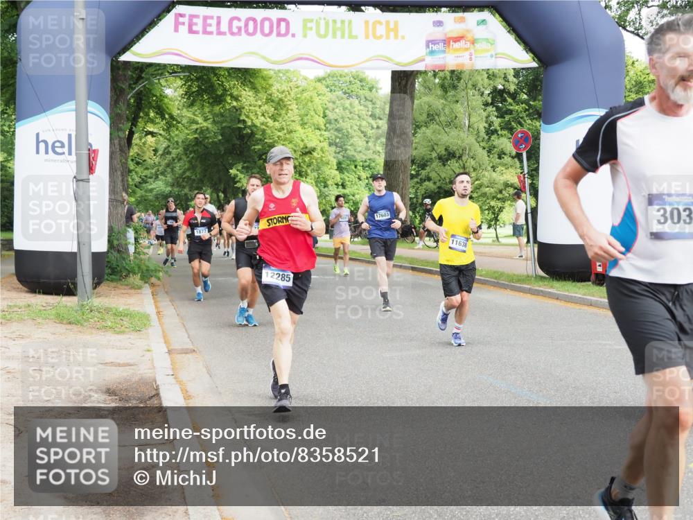 29.06.2025 - hella hamburg halbmarathon MichiJ http://msf.ph/oto/8358521 29.06.2025 10:42:22 Zwischen KM18-KM19 1125, 2474, 3037, 3794, 5672, 6443, 11638, 12858, 16008, 16009, 17603, 18741, 18759, 19047, 19120 meine-sportfotos.de