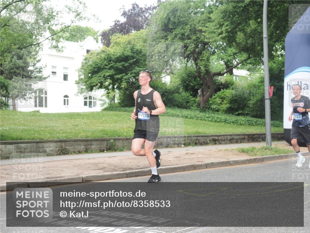 29.06.2025 - hella hamburg halbmarathon KatJ http://msf.ph/oto/8358533 29.06.2025 10:22:12 Zwischen KM18-KM19 4749, 7723 meine-sportfotos.de