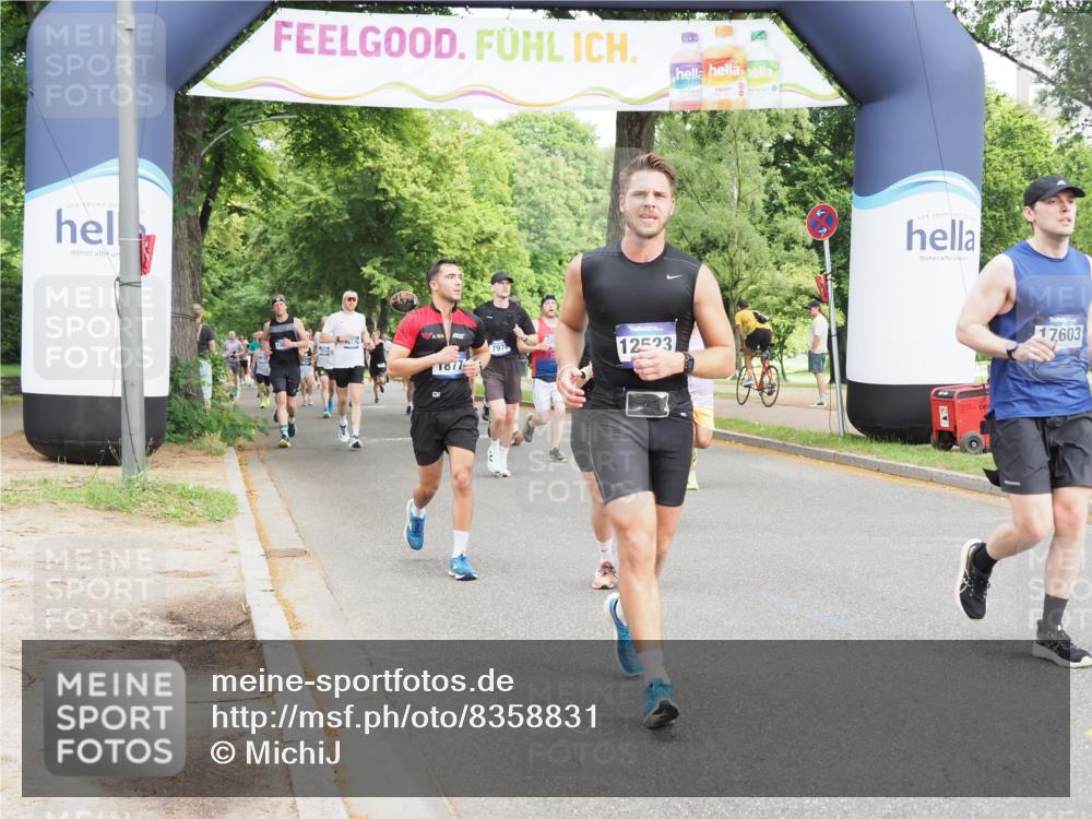 29.06.2025 - hella hamburg halbmarathon MichiJ http://msf.ph/oto/8358831 29.06.2025 10:42:24 Zwischen KM18-KM19 1877, 2474, 3037, 3794, 5672, 6891, 11638, 12523, 12858, 16008, 16009, 16108, 17603, 18741, 19120 meine-sportfotos.de