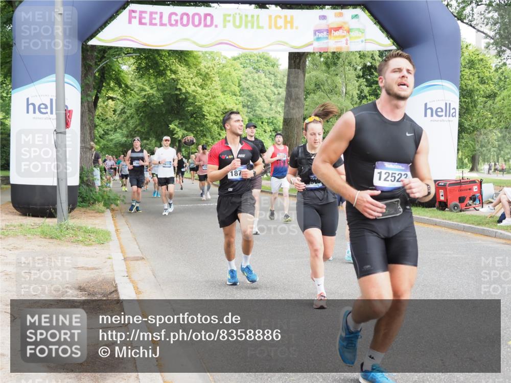 29.06.2025 - hella hamburg halbmarathon MichiJ http://msf.ph/oto/8358886 29.06.2025 10:42:25 Zwischen KM18-KM19 1877, 3037, 3794, 5672, 6891, 11638, 12523, 12858, 16008, 16108, 16176, 17603, 18741, 19120 meine-sportfotos.de