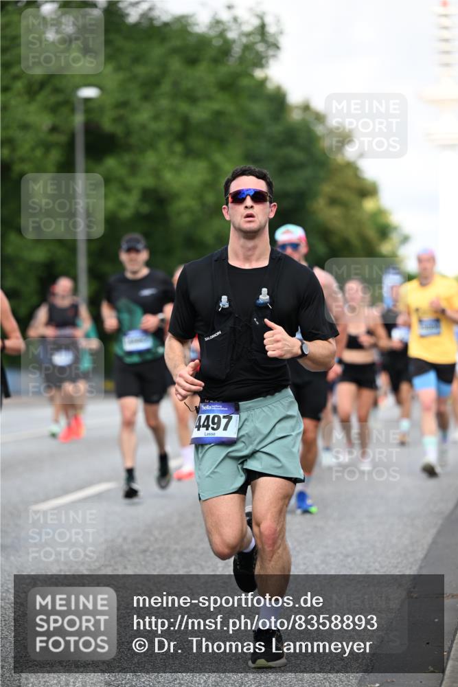 29.06.2025 - hella hamburg halbmarathon Dr. Thomas Lammeyer http://msf.ph/oto/8358893 29.06.2025 09:56:30 Kennedybrücke 1012, 1070, 1415, 1468, 1613, 1735, 1782, 2048, 2189, 2233, 2590, 2970, 3021, 3098, 3109, 3124, 3304, 3907, 3917, 3928, 4080, 4277, 4497, 4691, 4933, 4981, 5476, 5477, 5682, 6152, 6716, 7005, 7067, 7093, 7191, 7325, 7451, 7599, 7843, 7865, 8145, 8467, 8664, 8694, 8722, 9081, 9213, 9232, 9374, 9538, 9540, 10000, 10099, 10208, 10313, 10750, 10796, 10969, 11153, 11291, 11346 meine-sportfotos.de