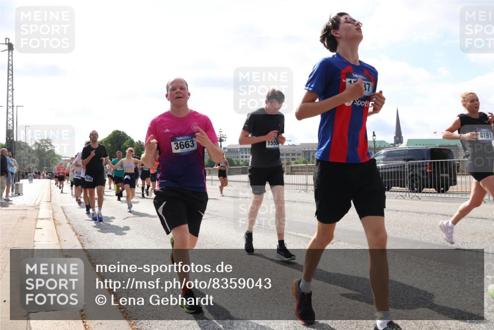 29.06.2025 - hella hamburg halbmarathon Lena Gebhardt http://msf.ph/oto/8359043 29.06.2025 10:01:32 Lombardsbrücke 649, 3663, 1555, 8191, 1130, 1184, 1329, 1387, 1420, 1464, 1653, 1722, 1724, 1729, 1881, 1940, 2006, 2091, 2167, 2354, 2363, 2490, 2591, 2806, 2936, 2957, 3039, 3199, 3425, 3663, 4068, 4249, 4319, 4322, 4328, 4370, 4649, 4663, 5547, 5570, 5602, 5603, 5675, 6087, 6281, 0000, 6302, 6487, 6591, 6835, 6921, 6924, 7287, 7846, 8030, 8045, 8046, 8191, 8392, 8578, 8691, 8822, 8926, 9932, 10281, 10301, 10383, 10576, 10915, 11043, 11465 meine-sportfotos.de