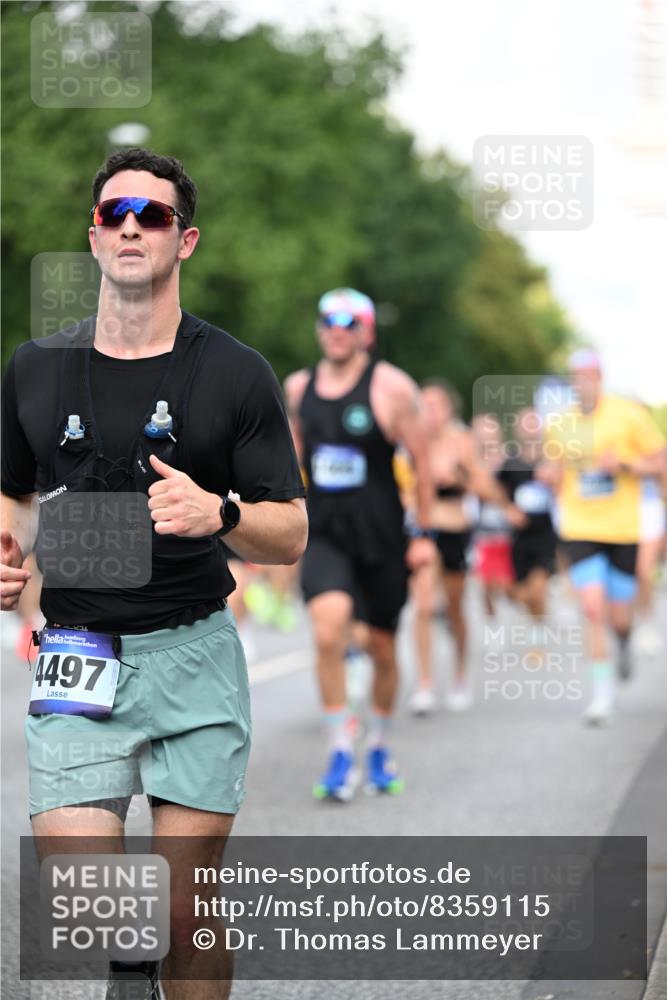 29.06.2025 - hella hamburg halbmarathon Dr. Thomas Lammeyer http://msf.ph/oto/8359115 29.06.2025 09:56:31 Kennedybrücke 1012, 1070, 1415, 1468, 1613, 1735, 1782, 2048, 2189, 2233, 2590, 2970, 3021, 3098, 3109, 3124, 3304, 3907, 3917, 3928, 4080, 4277, 4497, 4691, 4933, 4981, 5476, 5477, 5682, 6152, 6716, 7005, 7067, 7093, 7191, 7325, 7451, 7599, 7843, 7865, 8145, 8467, 8664, 8694, 8704, 8722, 9081, 9213, 9232, 9374, 9538, 9540, 10000, 10208, 10313, 10750, 10796, 10969, 11153, 11291, 11346 meine-sportfotos.de