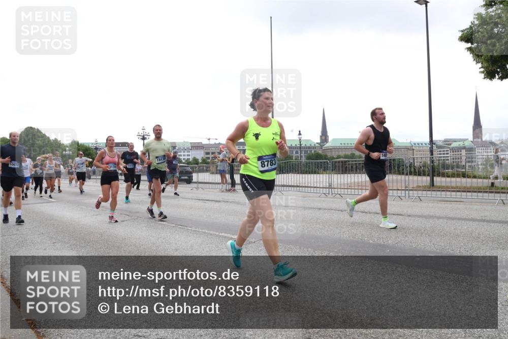 29.06.2025 - hella hamburg halbmarathon Lena Gebhardt http://msf.ph/oto/8359118 29.06.2025 10:39:08 Lombardsbrücke 10072, 9139, 4410, 1913, 8783, 56, 1232, 1390, 1451, 1760, 1856, 1883, 2092, 2524, 2534, 2571, 2574, 2693, 2843, 2893, 2998, 3275, 3307, 3353, 3727, 3745, 3927, 4257, 4259, 4260, 4320, 4410, 4523, 4603, 4659, 4855, 4882, 4964, 5913, 6062, 6112, 6342, 6343, 6611, 7263, 7341, 7501, 7506, 7524, 7589, 7815, 7849, 8203, 8243, 8367, 8457, 8783, 9393, 9420, 9446, 9708, 9974, 9977, 10001, 10072, 10315, 10516, 10554, 13060 meine-sportfotos.de
