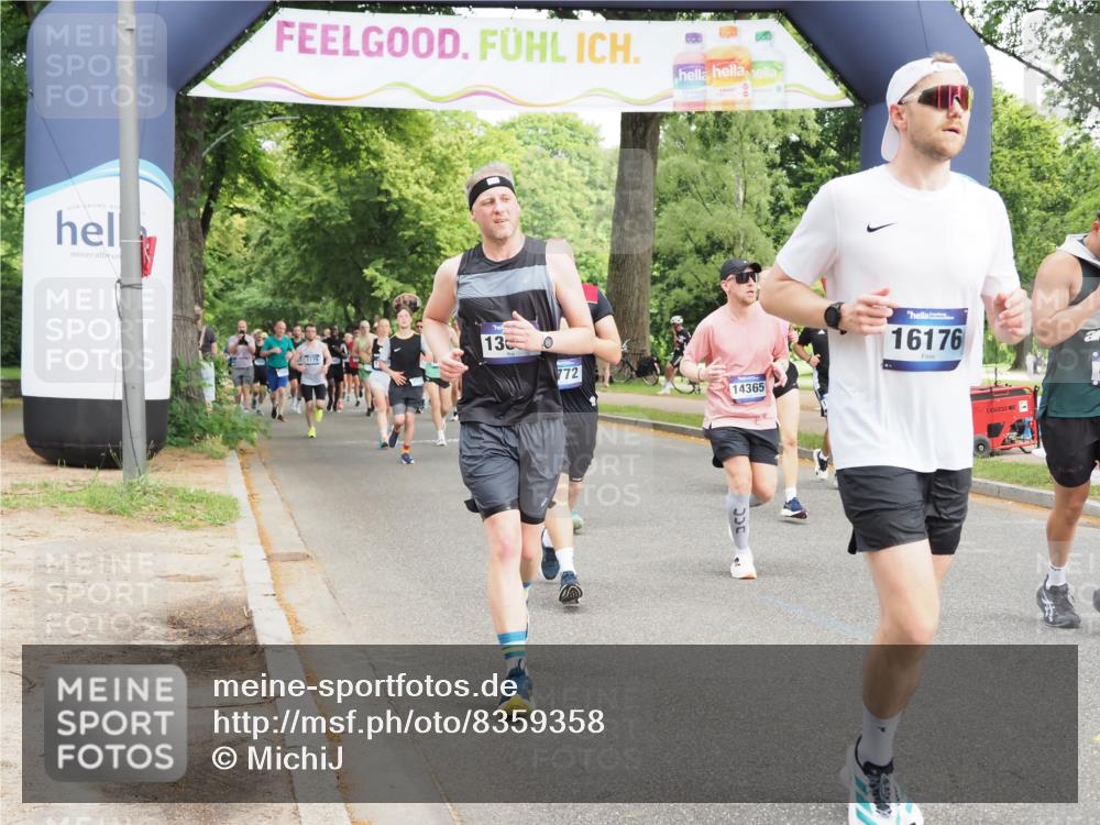 29.06.2025 - hella hamburg halbmarathon MichiJ http://msf.ph/oto/8359358 29.06.2025 10:42:30 Zwischen KM18-KM19 1834, 1877, 4616, 4772, 6891, 7594, 7976, 12523, 12544, 13666, 14365, 15884, 16108, 16176, 16334, 17740, 17940, 18495 meine-sportfotos.de