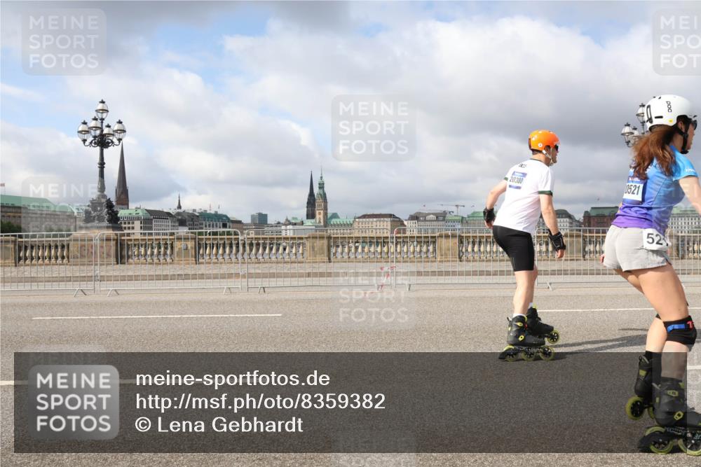 29.06.2025 - hella hamburg halbmarathon Lena Gebhardt http://msf.ph/oto/8359382 29.06.2025 09:09:37 Lombardsbrücke 20380, 0521, 52 meine-sportfotos.de