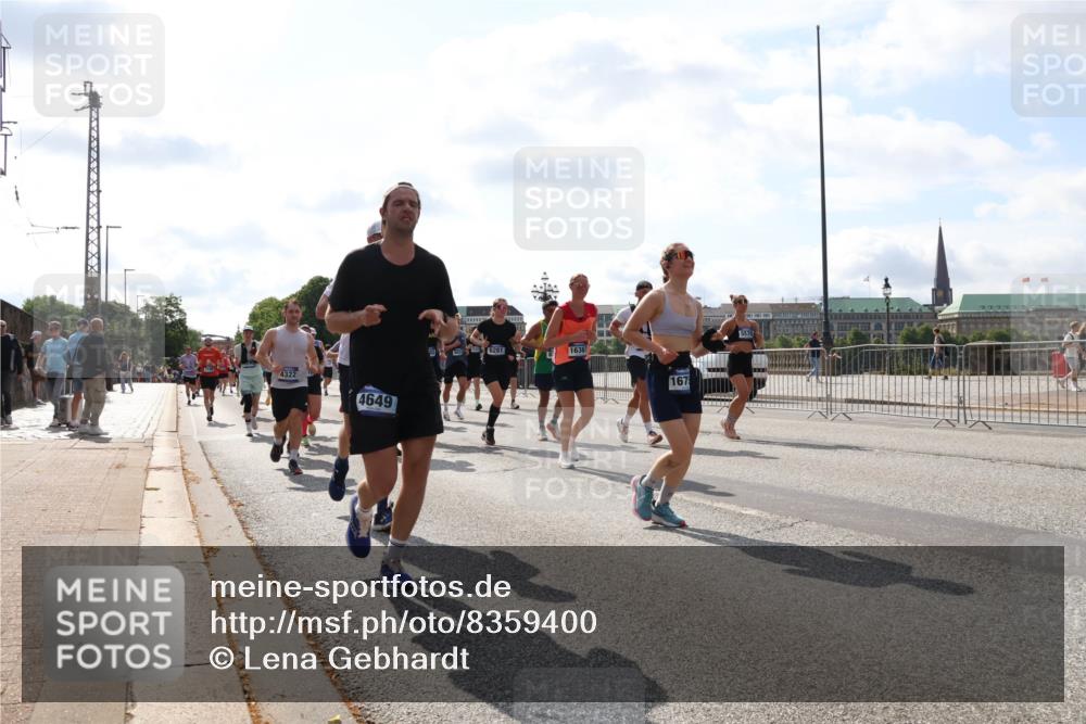 29.06.2025 - hella hamburg halbmarathon Lena Gebhardt http://msf.ph/oto/8359400 29.06.2025 10:01:34 Lombardsbrücke 4322, 4649, 6281, 1636, 1675, 5570, 1130, 1184, 1329, 1387, 1420, 1464, 1653, 1722, 1724, 1729, 1881, 1940, 2006, 2091, 2167, 2354, 2363, 2490, 2591, 2806, 2936, 2957, 3039, 3199, 3425, 3663, 4068, 4249, 4319, 4322, 4328, 4370, 4649, 4663, 5547, 5570, 5602, 5603, 5675, 6087, 6281, 0000, 6302, 6591, 6835, 6921, 6924, 7287, 7846, 8030, 8045, 8046, 8191, 8392, 8578, 8691, 8822, 8926, 9230, 9932, 10281, 10301, 10383, 10576, 10882, 10915, 11043, 11465 meine-sportfotos.de