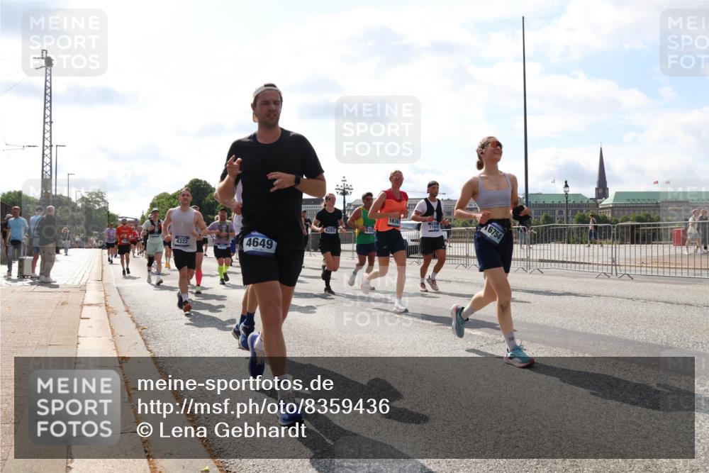 29.06.2025 - hella hamburg halbmarathon Lena Gebhardt http://msf.ph/oto/8359436 29.06.2025 10:01:34 Lombardsbrücke 4322, 18717, 4649, 16367, 17441, 6281, 8392, 16754, 1130, 1184, 1329, 1387, 1420, 1464, 1653, 1722, 1724, 1729, 1881, 1940, 2006, 2091, 2167, 2354, 2363, 2490, 2591, 2806, 2936, 2957, 3039, 3199, 3425, 3663, 4068, 4249, 4319, 4322, 4328, 4370, 4649, 4663, 5547, 5570, 5602, 5603, 5675, 6087, 6281, 0000, 6302, 6591, 6835, 6921, 6924, 7287, 7846, 8030, 8045, 8046, 8191, 8392, 8578, 8691, 8822, 8926, 9230, 9932, 10281, 10301, 10383, 10576, 10882, 10915, 11043, 11465 meine-sportfotos.de