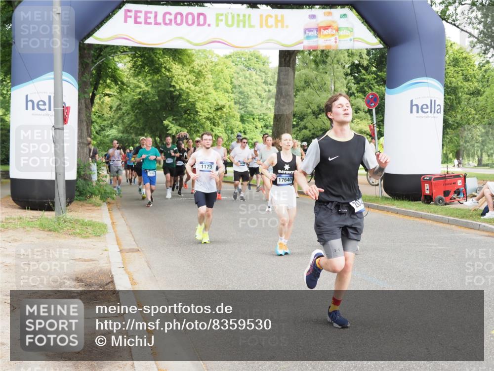 29.06.2025 - hella hamburg halbmarathon MichiJ http://msf.ph/oto/8359530 29.06.2025 10:42:33 Zwischen KM18-KM19 1834, 2029, 4616, 4772, 7594, 7976, 12544, 13666, 14365, 15884, 16176, 16334, 17640, 17642, 17740, 17940, 18495 meine-sportfotos.de