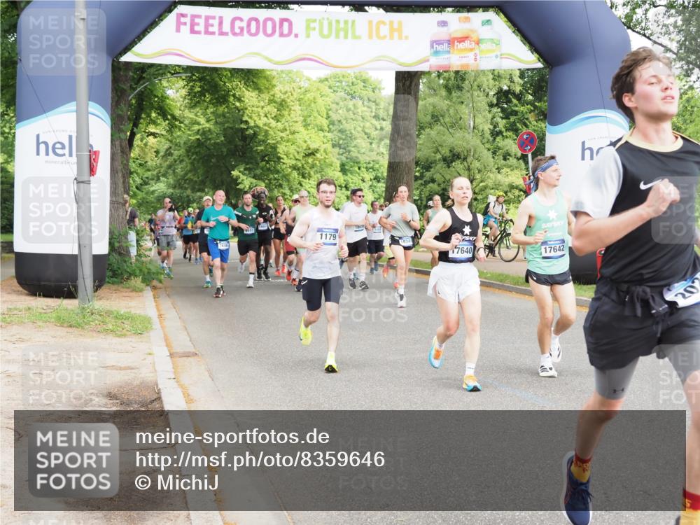 29.06.2025 - hella hamburg halbmarathon MichiJ http://msf.ph/oto/8359646 29.06.2025 10:42:34 Zwischen KM18-KM19 1179, 1834, 2029, 4616, 4772, 7594, 7646, 7976, 12544, 13666, 14365, 15884, 16334, 17640, 17642, 17740, 17940, 18340, 18495, 18835 meine-sportfotos.de