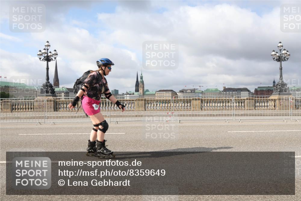 29.06.2025 - hella hamburg halbmarathon Lena Gebhardt http://msf.ph/oto/8359649 29.06.2025 09:09:38 Lombardsbrücke 48 meine-sportfotos.de