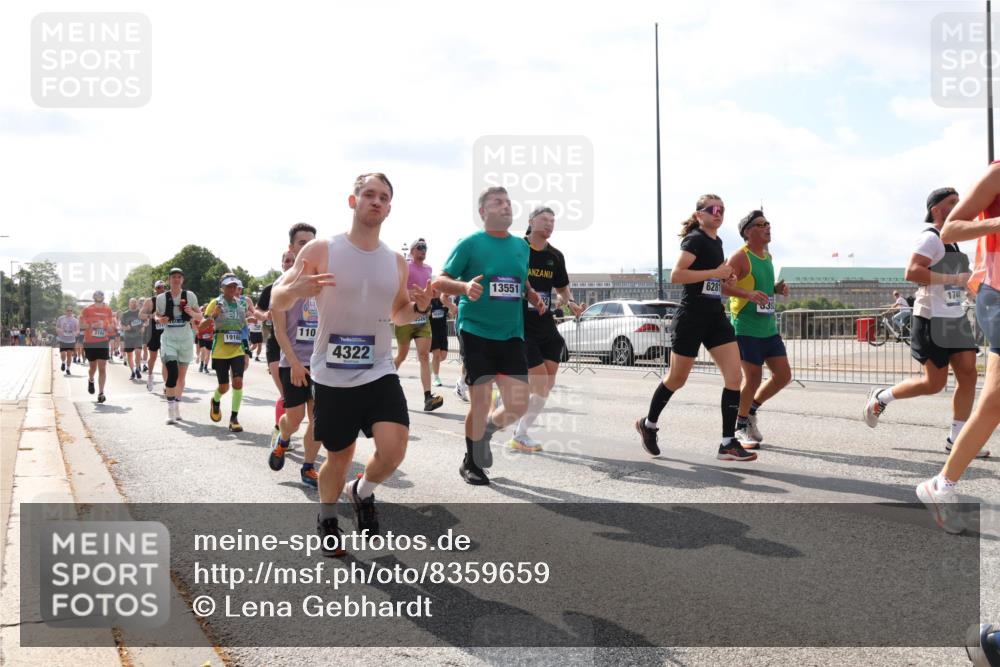 29.06.2025 - hella hamburg halbmarathon Lena Gebhardt http://msf.ph/oto/8359659 29.06.2025 10:01:36 Lombardsbrücke 3199, 19160, 110, 4322, 13551, 6281, 174, 83, 1130, 1184, 1329, 1387, 1420, 1464, 1653, 1722, 1724, 1729, 1881, 1940, 2006, 2091, 2167, 2354, 2363, 2591, 2806, 2936, 2957, 3039, 3199, 3425, 3663, 4068, 4249, 4319, 4322, 4328, 4370, 4649, 4663, 5547, 5570, 5602, 5603, 5675, 6087, 6281, 0000, 6302, 6438, 6591, 6835, 6921, 6924, 7287, 7846, 8030, 8045, 8046, 8191, 8392, 8578, 8691, 8822, 8926, 9230, 10281, 10301, 10383, 10576, 10882, 10915, 11043, 11465 meine-sportfotos.de