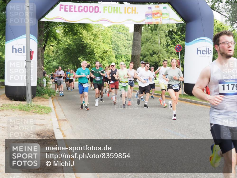 29.06.2025 - hella hamburg halbmarathon MichiJ http://msf.ph/oto/8359854 29.06.2025 10:42:35 Zwischen KM18-KM19 1179, 2029, 4616, 4772, 7594, 7646, 7742, 11143, 11799, 12544, 13666, 14365, 14881, 15884, 17640, 17642, 17740, 17940, 18340, 18495, 18746, 18835 meine-sportfotos.de