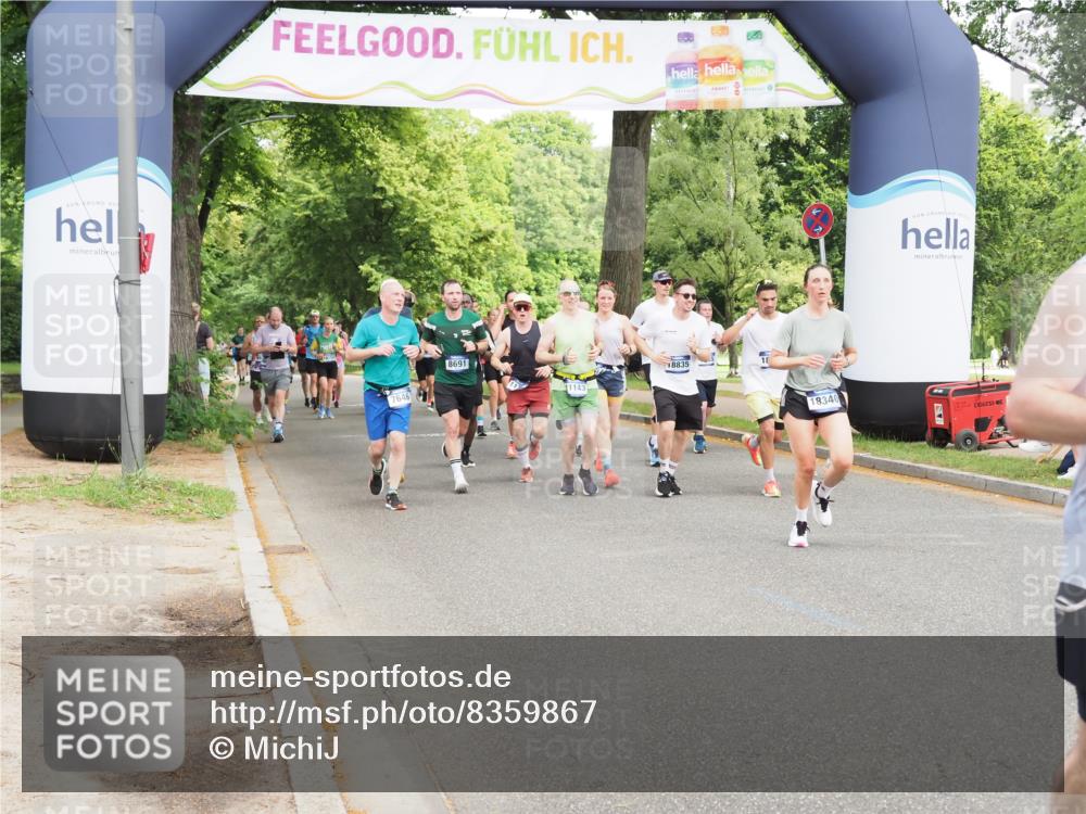 29.06.2025 - hella hamburg halbmarathon MichiJ http://msf.ph/oto/8359867 29.06.2025 10:42:35 Zwischen KM18-KM19 1179, 2029, 4616, 4772, 7594, 7646, 7742, 11143, 11799, 12544, 13666, 14365, 14881, 15884, 17640, 17642, 17740, 17940, 18340, 18495, 18746, 18835 meine-sportfotos.de