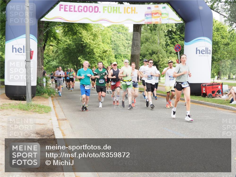 29.06.2025 - hella hamburg halbmarathon MichiJ http://msf.ph/oto/8359872 29.06.2025 10:42:36 Zwischen KM18-KM19 1179, 2029, 4772, 7594, 7646, 7742, 11143, 11799, 12544, 13666, 14365, 14881, 15884, 16092, 17640, 17642, 17740, 17940, 18212, 18340, 18495, 18746, 18835 meine-sportfotos.de