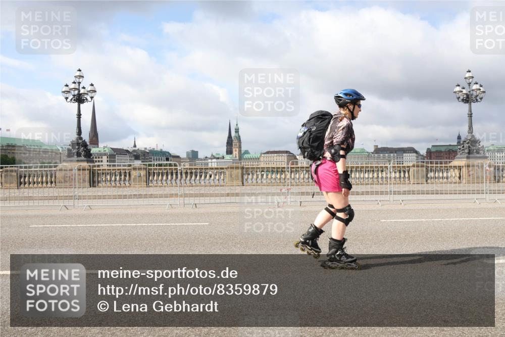29.06.2025 - hella hamburg halbmarathon Lena Gebhardt http://msf.ph/oto/8359879 29.06.2025 09:09:39 Lombardsbrücke  meine-sportfotos.de