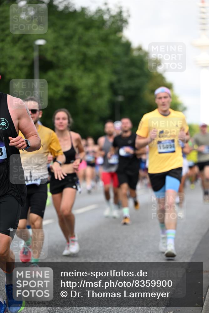 29.06.2025 - hella hamburg halbmarathon Dr. Thomas Lammeyer http://msf.ph/oto/8359900 29.06.2025 09:56:32 Kennedybrücke 1012, 1070, 1415, 1468, 1613, 1735, 1782, 2048, 2189, 2233, 2590, 2970, 3021, 3098, 3109, 3124, 3304, 3907, 3917, 3928, 4080, 4277, 4497, 4691, 4933, 4981, 5476, 5477, 5623, 5682, 6152, 6716, 7005, 7067, 7093, 7191, 7325, 7451, 7599, 7843, 7865, 8145, 8467, 8664, 8694, 8704, 8722, 9081, 9213, 9232, 9374, 9538, 9540, 10000, 10208, 10246, 10313, 10750, 10796, 10969, 11153, 11291, 11346 meine-sportfotos.de