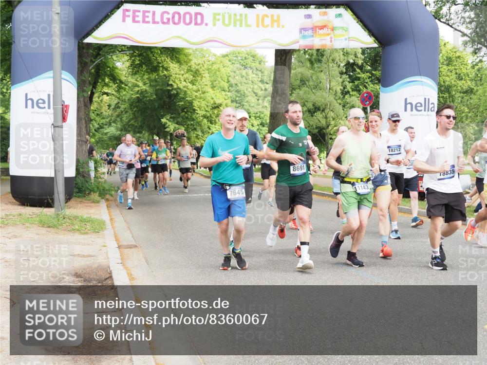 29.06.2025 - hella hamburg halbmarathon MichiJ http://msf.ph/oto/8360067 29.06.2025 10:42:37 Zwischen KM18-KM19 1179, 2029, 2378, 4772, 5465, 7594, 7646, 7742, 8691, 11143, 11797, 11799, 14881, 15884, 16092, 17640, 17642, 17940, 18212, 18290, 18340, 18495, 18746, 18835 meine-sportfotos.de