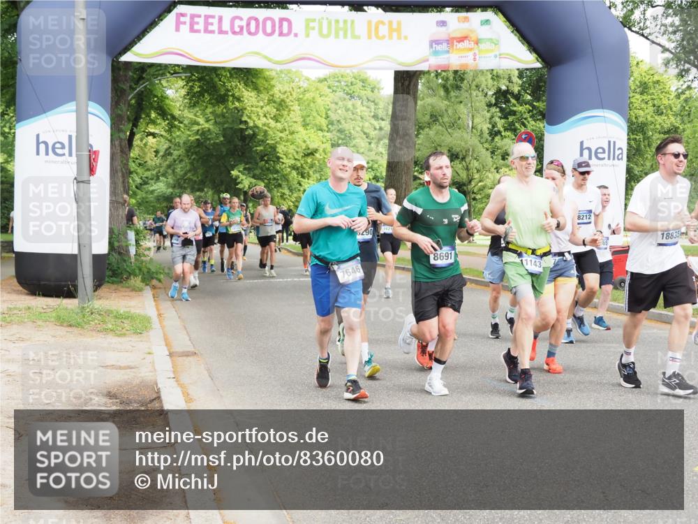 29.06.2025 - hella hamburg halbmarathon MichiJ http://msf.ph/oto/8360080 29.06.2025 10:42:37 Zwischen KM18-KM19 1179, 2029, 2378, 4772, 5465, 7594, 7646, 7742, 8691, 11143, 11797, 11799, 14881, 15884, 16092, 17640, 17642, 17940, 18212, 18290, 18340, 18495, 18746, 18835 meine-sportfotos.de