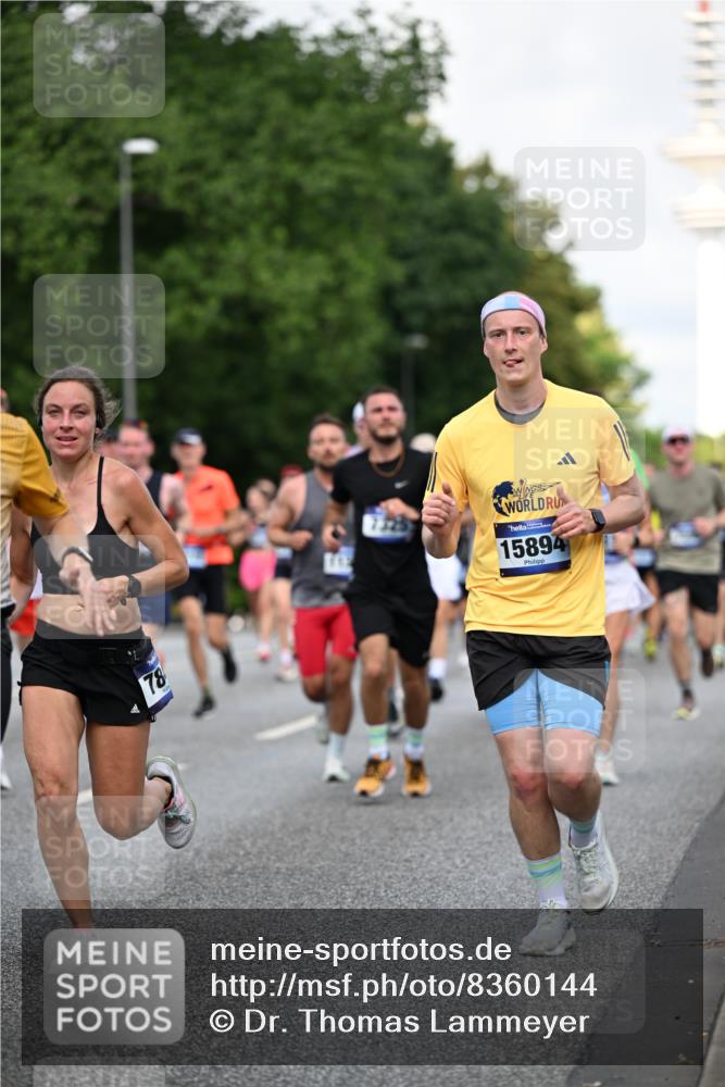 29.06.2025 - hella hamburg halbmarathon Dr. Thomas Lammeyer http://msf.ph/oto/8360144 29.06.2025 09:56:33 Kennedybrücke 1012, 1070, 1415, 1468, 1613, 1735, 1782, 2048, 2189, 2233, 2590, 2970, 3021, 3098, 3109, 3124, 3304, 3907, 3917, 3928, 4277, 4497, 4691, 4933, 4981, 5476, 5477, 5623, 5682, 6152, 6716, 7005, 7067, 7093, 7191, 7325, 7451, 7599, 7765, 7843, 8145, 8467, 8664, 8694, 8704, 8722, 9081, 9213, 9232, 9374, 9534, 9538, 9540, 10000, 10208, 10246, 10313, 10750, 10796, 10969, 11153, 11291, 11346 meine-sportfotos.de