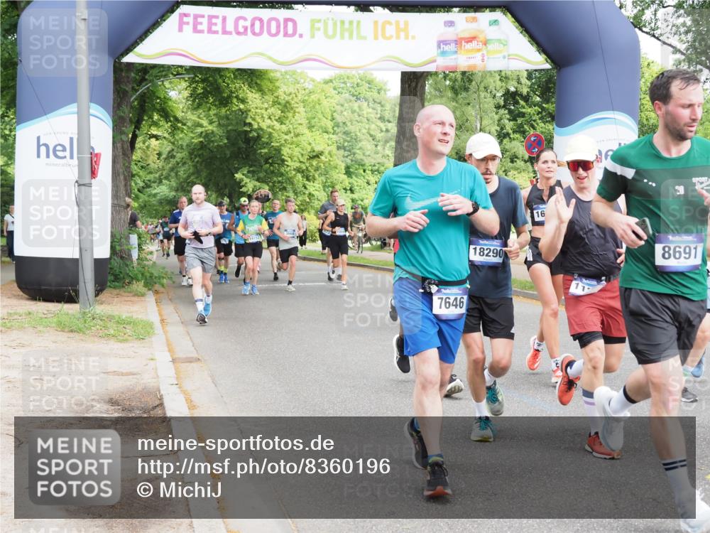 29.06.2025 - hella hamburg halbmarathon MichiJ http://msf.ph/oto/8360196 29.06.2025 10:42:38 Zwischen KM18-KM19 1179, 2029, 2378, 5465, 7646, 7742, 8691, 11143, 11797, 11799, 13234, 14881, 15884, 16092, 16213, 17640, 17642, 18212, 18290, 18340, 18746, 18835, 19152 meine-sportfotos.de