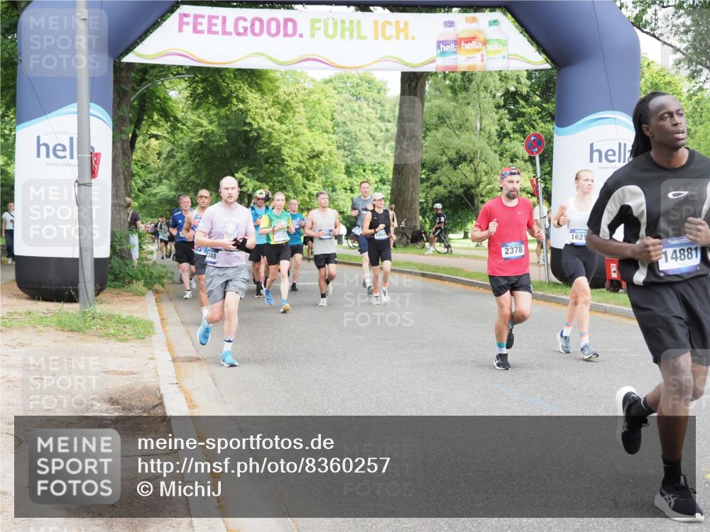 29.06.2025 - hella hamburg halbmarathon MichiJ http://msf.ph/oto/8360257 29.06.2025 10:42:39 Zwischen KM18-KM19 1179, 2029, 2378, 3668, 5465, 7646, 7742, 8691, 11143, 11797, 11799, 13234, 14881, 16092, 16213, 16609, 17640, 17642, 18212, 18290, 18340, 18746, 18835, 19152 meine-sportfotos.de