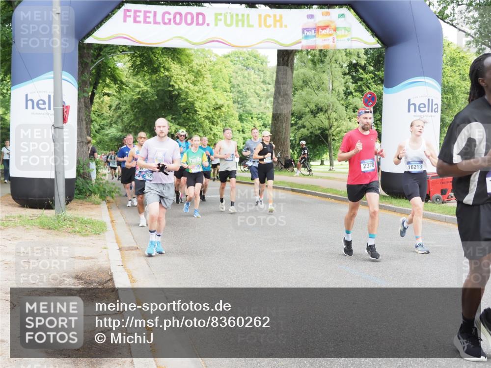 29.06.2025 - hella hamburg halbmarathon MichiJ http://msf.ph/oto/8360262 29.06.2025 10:42:40 Zwischen KM18-KM19 1179, 2378, 3668, 5465, 7646, 7742, 8573, 8691, 10044, 11143, 11797, 11799, 12348, 12590, 13234, 13236, 14881, 16092, 16213, 16609, 17640, 17642, 18212, 18290, 18340, 18746, 18835, 19152 meine-sportfotos.de