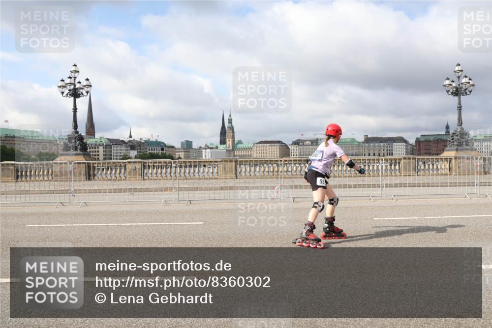 29.06.2025 - hella hamburg halbmarathon Lena Gebhardt http://msf.ph/oto/8360302 29.06.2025 09:09:49 Lombardsbrücke 53 meine-sportfotos.de