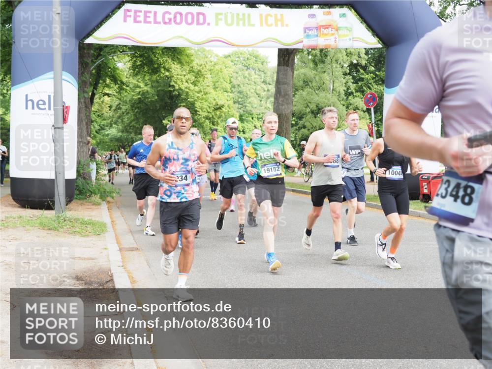 29.06.2025 - hella hamburg halbmarathon MichiJ http://msf.ph/oto/8360410 29.06.2025 10:42:42 Zwischen KM18-KM19 1179, 2378, 3048, 3668, 5465, 7646, 7742, 8573, 8691, 8996, 9934, 10044, 11143, 11797, 11799, 12348, 12590, 13234, 13236, 14408, 14881, 16092, 16213, 16609, 18212, 18290, 18340, 18746, 18835, 19152 meine-sportfotos.de