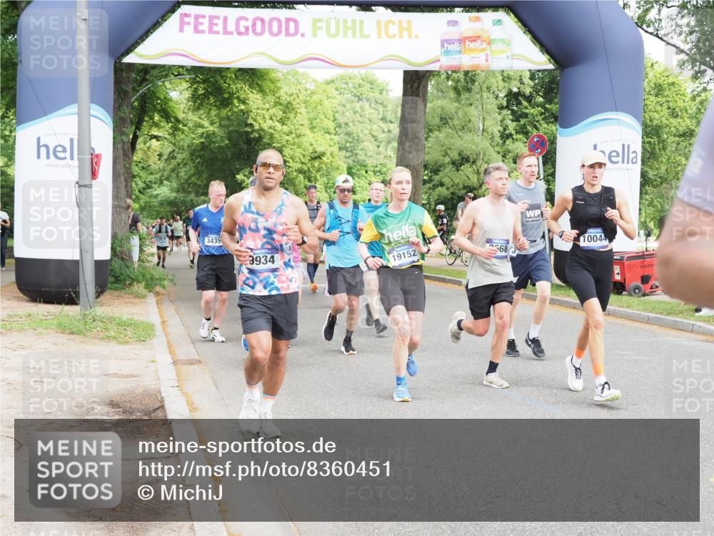 29.06.2025 - hella hamburg halbmarathon MichiJ http://msf.ph/oto/8360451 29.06.2025 10:42:42 Zwischen KM18-KM19 1179, 2378, 3048, 3668, 5465, 7646, 7742, 8573, 8691, 8996, 9934, 10044, 11143, 11797, 11799, 12348, 12590, 13234, 13236, 14408, 14881, 16092, 16213, 16609, 18212, 18290, 18340, 18746, 18835, 19152 meine-sportfotos.de