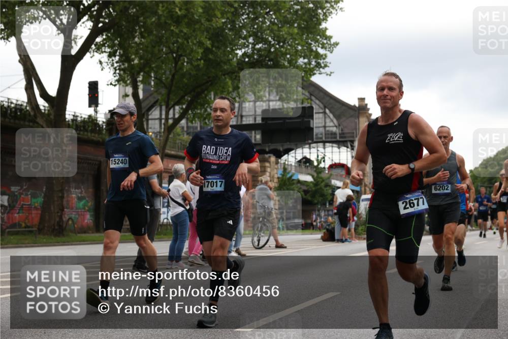 29.06.2025 - hella hamburg halbmarathon Yannick Fuchs http://msf.ph/oto/8360456 29.06.2025 10:53:11 20KM 1285, 2006, 2348, 2584, 2677, 2957, 2978, 3181, 3279, 3425, 3983, 4088, 4592, 5347, 5633, 5885, 6087, 6202, 6208, 6220, 6438, 6636, 6997, 7031, 7223, 7287, 7476, 8290, 9655, 10036, 10759, 10896, 10943, 11935, 11938, 12206, 12261, 12564, 12633, 12862, 13407, 13583, 13761, 14375, 14567, 14631, 14732, 14902, 14965, 15232, 15240, 15263, 15284, 15824, 16160, 16341, 16563, 16910, 16980, 17017, 17346, 17503, 17630, 18153, 18266, 18327, 18467, 18716, 19015, 19160 meine-sportfotos.de