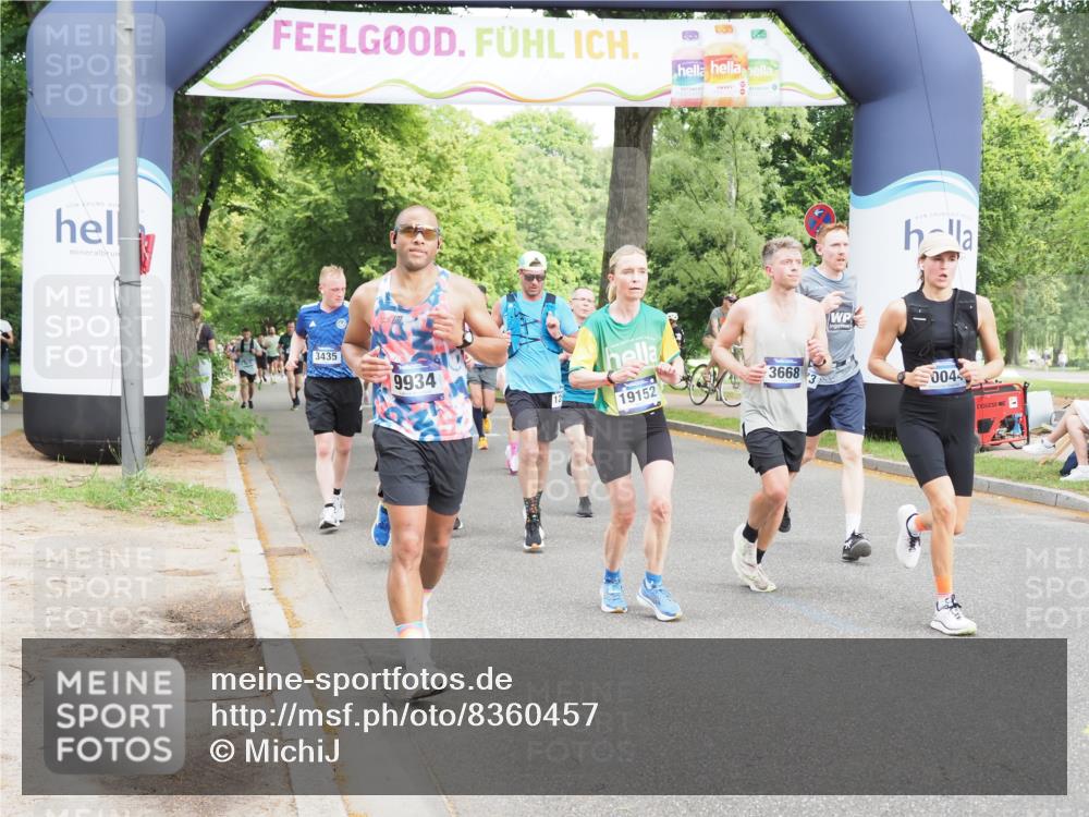 29.06.2025 - hella hamburg halbmarathon MichiJ http://msf.ph/oto/8360457 29.06.2025 10:42:42 Zwischen KM18-KM19 1179, 2378, 3048, 3668, 5465, 7646, 7742, 8573, 8691, 8996, 9934, 10044, 11143, 11797, 11799, 12348, 12590, 13234, 13236, 14408, 14881, 16092, 16213, 16609, 18212, 18290, 18340, 18746, 18835, 19152 meine-sportfotos.de