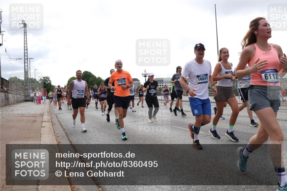 29.06.2025 - hella hamburg halbmarathon Lena Gebhardt http://msf.ph/oto/8360495 29.06.2025 10:39:13 Lombardsbrücke 16335, 10315, 17313, 6062, 16841, 2410, 6112, 1232, 1390, 1451, 1760, 1856, 1883, 2092, 2524, 2534, 2571, 2574, 2843, 2893, 2998, 3275, 3307, 3353, 3727, 3745, 3927, 4257, 4320, 4410, 4523, 4603, 4659, 4855, 4882, 4964, 6062, 6112, 6321, 6342, 6343, 6611, 6748, 7263, 7341, 7501, 7506, 7524, 7589, 7684, 7815, 8203, 8243, 8367, 8457, 8783, 9393, 9420, 9446, 9698, 9708, 9974, 9977, 10001, 10072, 10315, 10512, 10516, 10554, 13060 meine-sportfotos.de