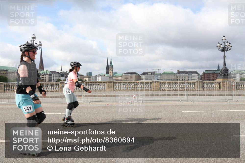 29.06.2025 - hella hamburg halbmarathon Lena Gebhardt http://msf.ph/oto/8360694 29.06.2025 09:10:00 Lombardsbrücke 141, 132 meine-sportfotos.de