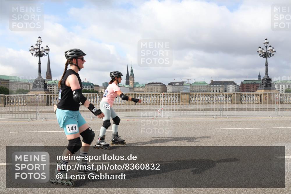 29.06.2025 - hella hamburg halbmarathon Lena Gebhardt http://msf.ph/oto/8360832 29.06.2025 09:10:00 Lombardsbrücke 141, 132 meine-sportfotos.de