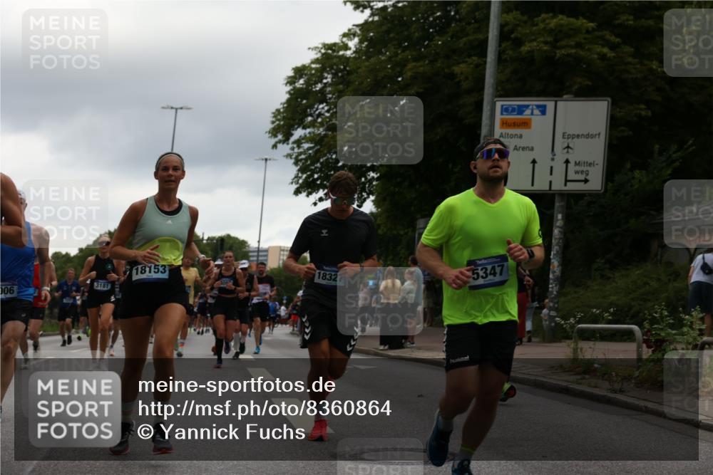 29.06.2025 - hella hamburg halbmarathon Yannick Fuchs http://msf.ph/oto/8360864 29.06.2025 10:53:12 20KM 1285, 2006, 2348, 2584, 2677, 2957, 2978, 3114, 3181, 3279, 3425, 3983, 4088, 4592, 5347, 5633, 5885, 6087, 6202, 6208, 6220, 6438, 6636, 6997, 7031, 7223, 7287, 7476, 8290, 9655, 10036, 10759, 10896, 10943, 11935, 11938, 12206, 12261, 12564, 12633, 12736, 12862, 13583, 13761, 14375, 14567, 14732, 14902, 14965, 15232, 15240, 15284, 15824, 16160, 16341, 16563, 16910, 16980, 17017, 17346, 17503, 17630, 18153, 18266, 18327, 18467, 18716, 19015, 19160 meine-sportfotos.de