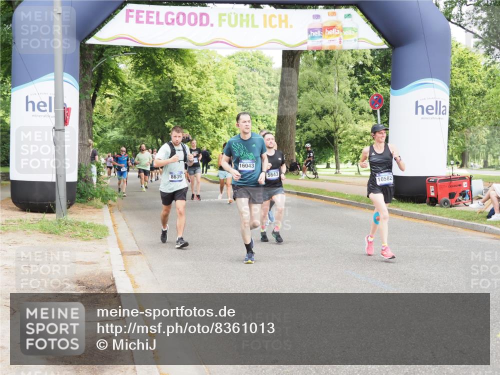 29.06.2025 - hella hamburg halbmarathon MichiJ http://msf.ph/oto/8361013 29.06.2025 10:42:51 Zwischen KM18-KM19 3435, 5643, 8311, 8639, 10188, 10582, 12248, 14175, 14750, 15113, 16043, 18719, 19091 meine-sportfotos.de
