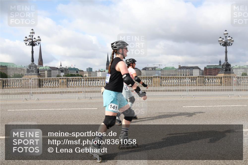 29.06.2025 - hella hamburg halbmarathon Lena Gebhardt http://msf.ph/oto/8361058 29.06.2025 09:10:00 Lombardsbrücke 141, 132 meine-sportfotos.de