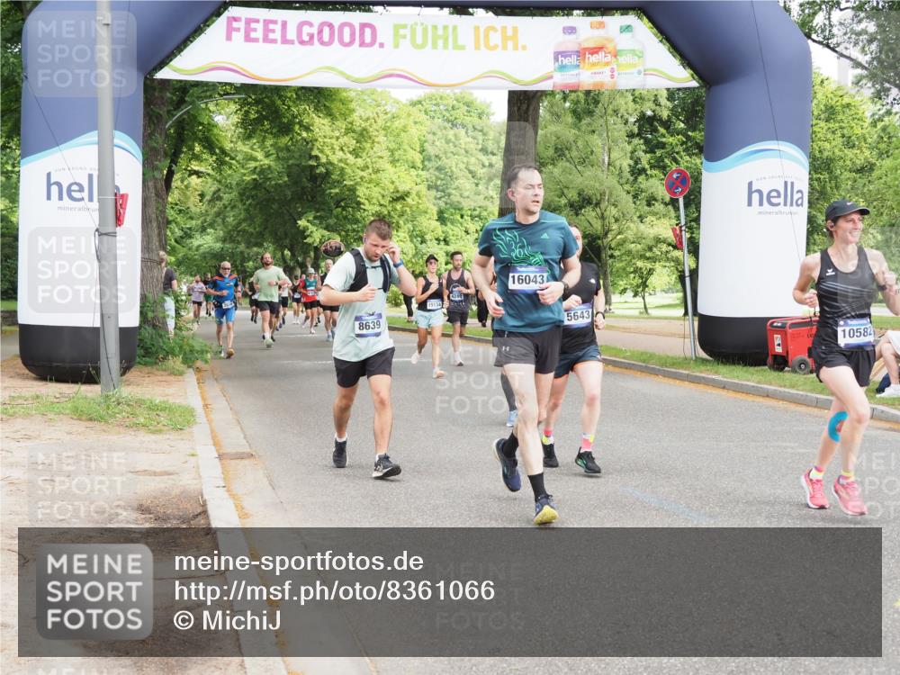 29.06.2025 - hella hamburg halbmarathon MichiJ http://msf.ph/oto/8361066 29.06.2025 10:42:51 Zwischen KM18-KM19 3435, 5643, 8311, 8639, 10188, 10582, 12248, 14175, 14750, 15113, 16043, 18719, 19091 meine-sportfotos.de