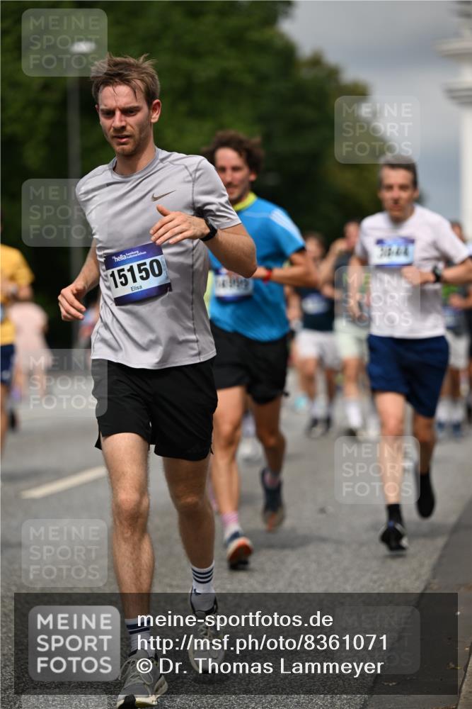29.06.2025 - hella hamburg halbmarathon Dr. Thomas Lammeyer http://msf.ph/oto/8361071 29.06.2025 10:18:56 Kennedybrücke 1296, 1379, 1524, 1575, 1745, 2046, 2281, 2690, 3454, 3507, 3509, 3513, 3650, 3691, 4495, 4641, 5608, 5800, 5981, 6317, 6710, 7195, 7439, 7446, 7447, 7881, 8239, 8256, 8275, 8522, 8563, 8609, 8854, 8892, 9709, 9911, 9975, 10589, 10717, 10858, 11271 meine-sportfotos.de