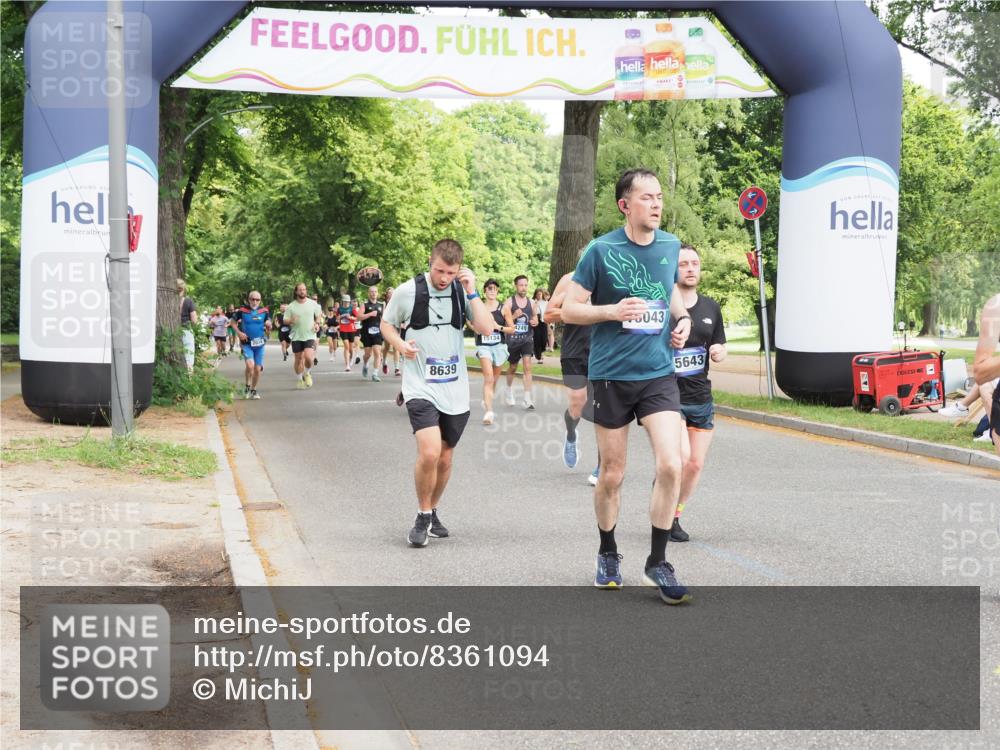 29.06.2025 - hella hamburg halbmarathon MichiJ http://msf.ph/oto/8361094 29.06.2025 10:42:51 Zwischen KM18-KM19 3435, 5643, 8311, 8639, 10188, 10582, 12248, 14175, 14750, 15113, 16043, 18719, 19091 meine-sportfotos.de