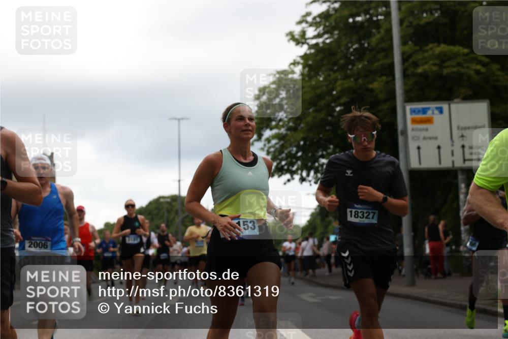 29.06.2025 - hella hamburg halbmarathon Yannick Fuchs http://msf.ph/oto/8361319 29.06.2025 10:53:13 20KM 1285, 2006, 2348, 2584, 2677, 2957, 2978, 3114, 3181, 3279, 3425, 3983, 4088, 4592, 5347, 5633, 5885, 6087, 6202, 6220, 6438, 6997, 7031, 7223, 7287, 7476, 8290, 9655, 10036, 10587, 10759, 10896, 10943, 11935, 11938, 12206, 12261, 12564, 12633, 12736, 12862, 13583, 13761, 14375, 14567, 14732, 14902, 14965, 15232, 15240, 15284, 15824, 16160, 16341, 16563, 16910, 16980, 17017, 17346, 17503, 17630, 18153, 18266, 18327, 18467, 18716, 19015, 19160 meine-sportfotos.de