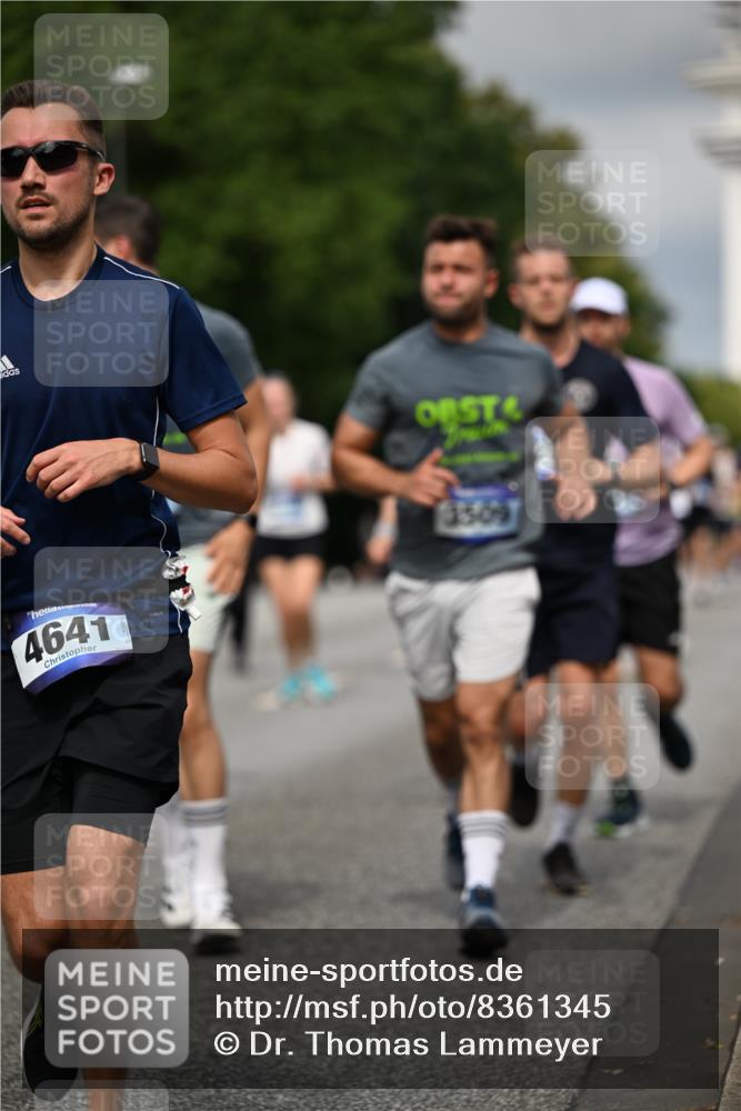 29.06.2025 - hella hamburg halbmarathon Dr. Thomas Lammeyer http://msf.ph/oto/8361345 29.06.2025 10:19:00 Kennedybrücke 1296, 1379, 1524, 1575, 1745, 2046, 2281, 2690, 3507, 3509, 3513, 3650, 4495, 4641, 5271, 5608, 5800, 5981, 6248, 6317, 6710, 7195, 7439, 7446, 7447, 7881, 8237, 8239, 8256, 8275, 8522, 8609, 8854, 8892, 9709, 9911, 9975, 10589, 10717, 10858, 11271 meine-sportfotos.de