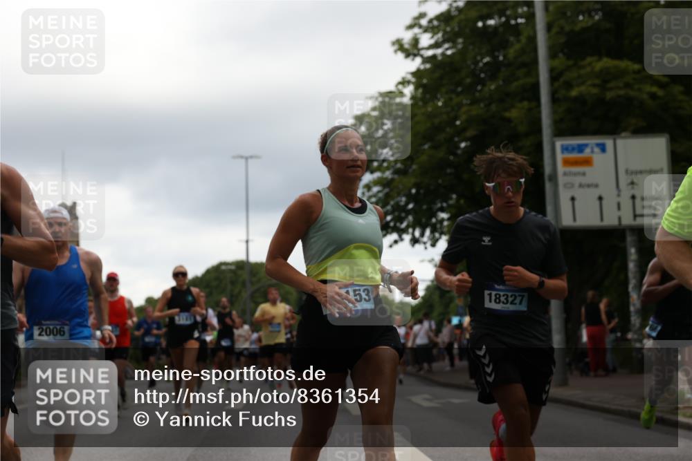 29.06.2025 - hella hamburg halbmarathon Yannick Fuchs http://msf.ph/oto/8361354 29.06.2025 10:53:13 20KM 1285, 2006, 2348, 2584, 2677, 2957, 2978, 3114, 3181, 3279, 3425, 3983, 4088, 4592, 5347, 5633, 5885, 6087, 6202, 6220, 6438, 6997, 7031, 7223, 7287, 7476, 8290, 9655, 10036, 10587, 10759, 10896, 10943, 11935, 11938, 12206, 12261, 12564, 12633, 12736, 12862, 13583, 13761, 14375, 14567, 14732, 14902, 14965, 15232, 15240, 15284, 15824, 16160, 16341, 16563, 16910, 16980, 17017, 17346, 17503, 17630, 18153, 18266, 18327, 18467, 18716, 19015, 19160 meine-sportfotos.de